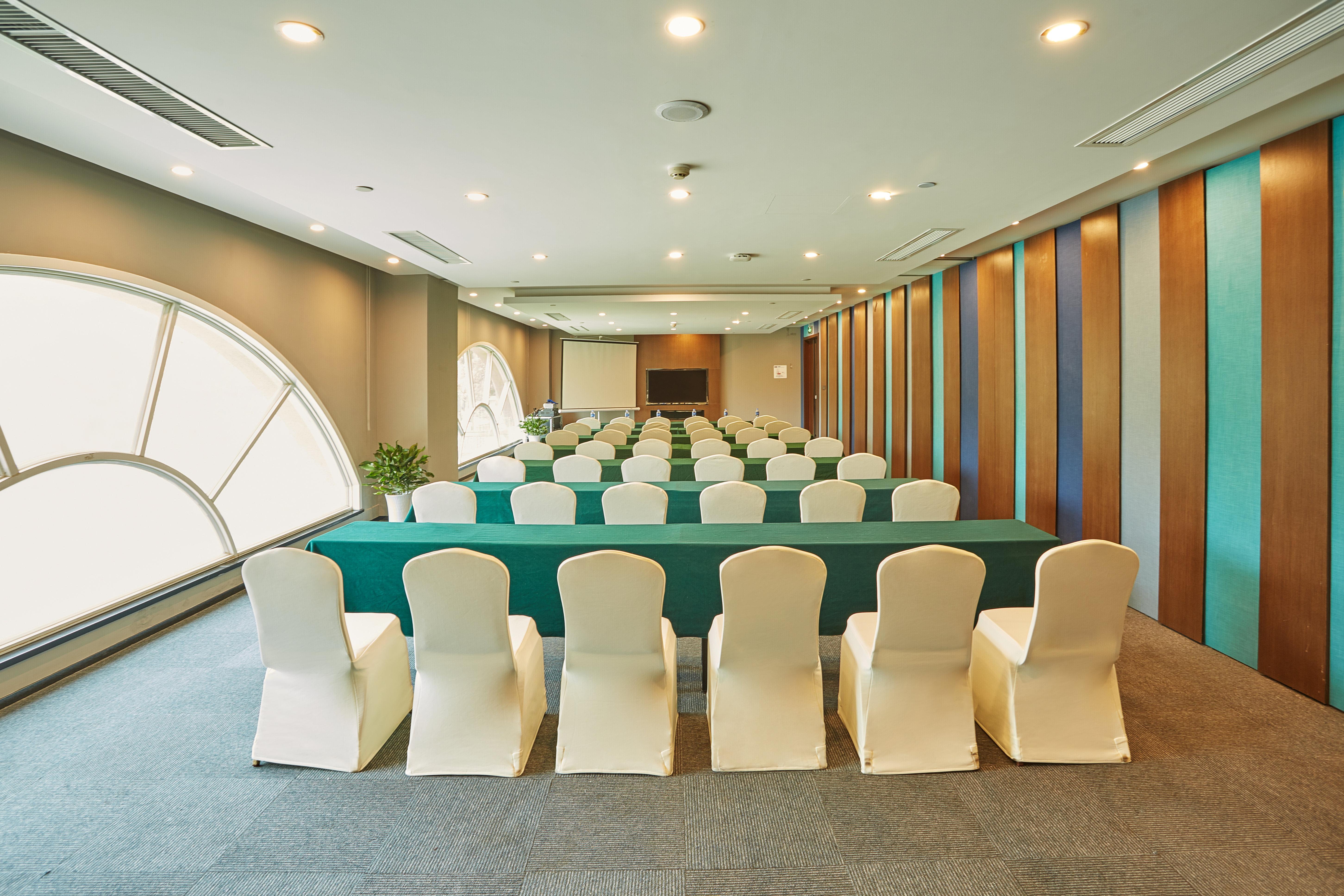 Holiday Inn Express Nanjing Xuanwu Lake By Ihg Экстерьер фото